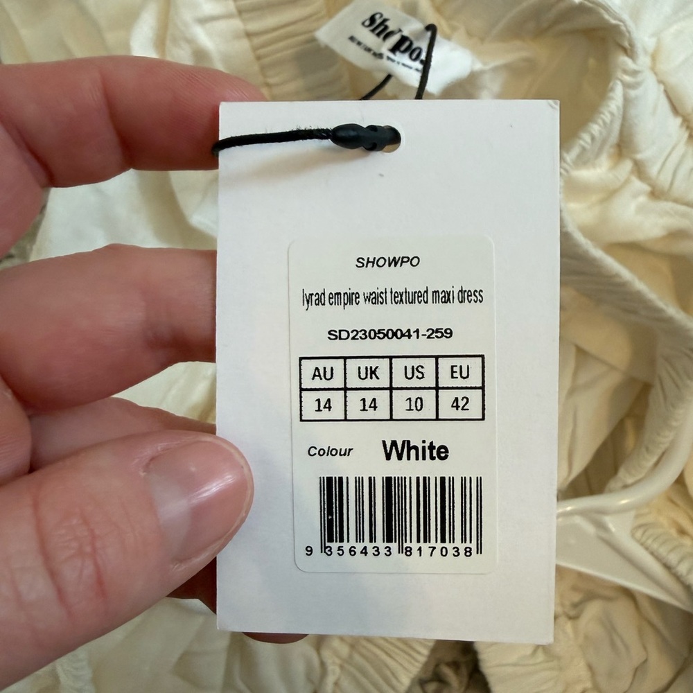 Showpo Lyrad Empire Waist Textured Maxi Dress White NWT US 10 Boho - Picture 10 of 12